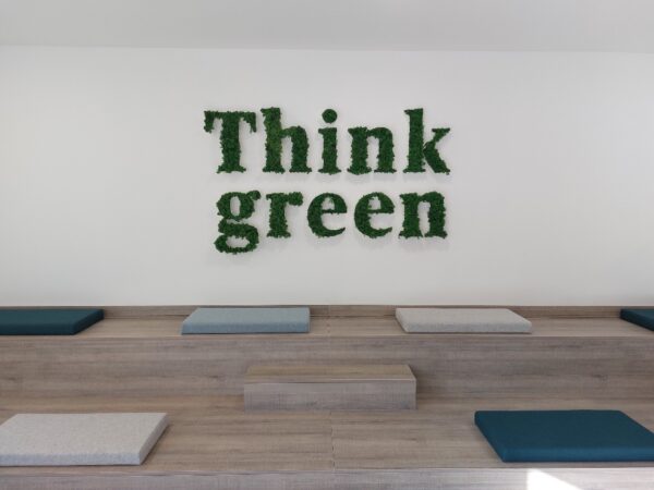 Moss Lettering (1)